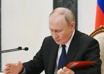 Στο Τουρκμενιστάν ο Πούτιν – Ζητά μια νέα παγκόσμια τάξη