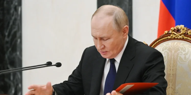 Στο Τουρκμενιστάν ο Πούτιν – Ζητά μια νέα παγκόσμια τάξη