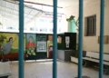 «Χτύπησαν την κόρη μου μέσα στο σχολείο και κανείς δεν μας ενημέρωσε», καταγγέλλει η μάνα της 10χρονης στη Νίκαια