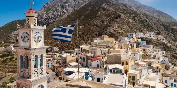 Υπογεννητικότητα: Χωριά και μικρά νησιά στην Ελλάδα δεν έχουν καταγράψει ούτε μία γέννηση εδώ και χρόνια