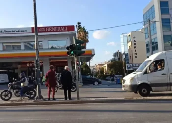 Χολαργός: Αγωνία για τον 12χρονο που χτυπήθηκε από ΙΧ ενώ οδηγούσε πατίνι – Παραμένει στη ΜΕΘ με κακώσεις στο κεφάλι