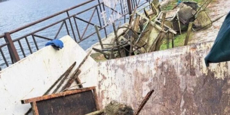 Ιωαννίνα: Ντροπιαστικά ευρήματα στον πάτο της λίμνης