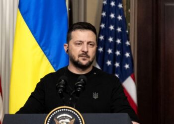 Η Ουκρανία βρίσκεται αντιμέτωπη με την ωμή πραγματικότητα της προεδρίας Τραμπ