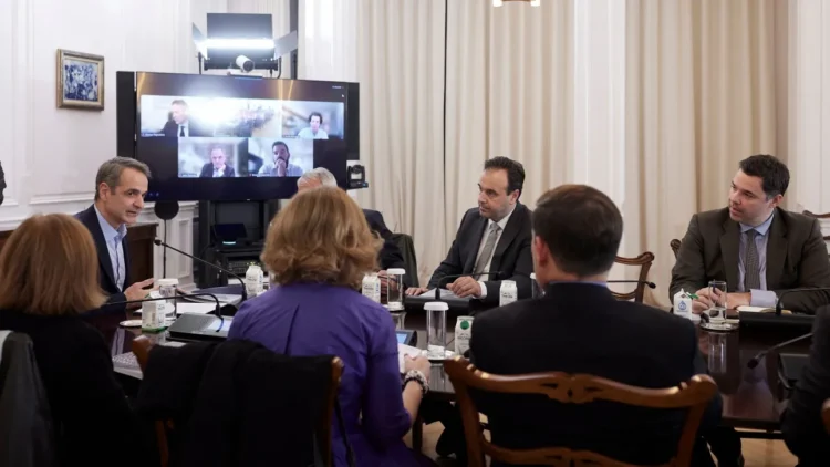 Σύσκεψη υπό τον πρωθυπουργό για την AI: Η βελτίωση δημοσίου, Παιδείας και Υγείας στο επίκεντρο