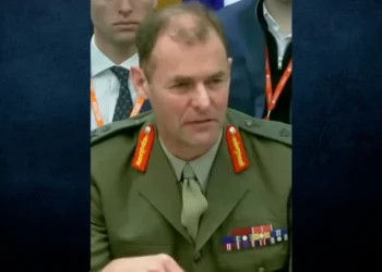 Βρετανία: Αν χρειαστεί, θα πολεμήσουμε τους Ρώσους «ακόμη και απόψε»