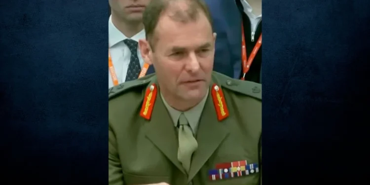 Βρετανία: Αν χρειαστεί, θα πολεμήσουμε τους Ρώσους «ακόμη και απόψε»