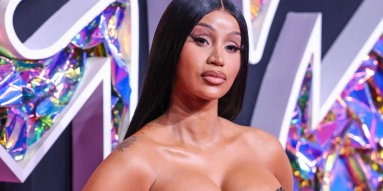 H Cardi B ξέσπασε κατά των υποστηρικτών του Τραμπ: «Δεν σας αντέχω άλλο»