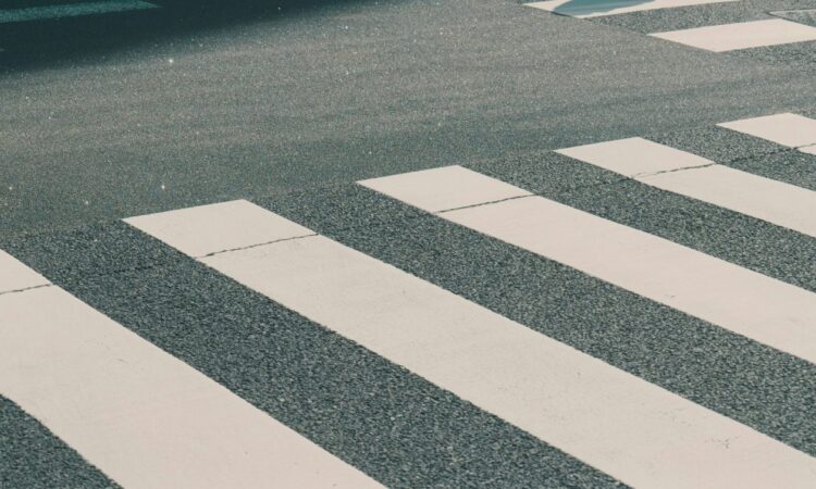 Κρήτη: Ανήλικος έκανε παρατήρηση σε οδηγό για διάβαση και εκείνος… του έριξε μπουνιά