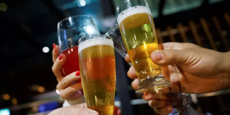 Λάος: Θρίλερ με τους νεκρούς τουρίστες από νοθευμένο αλκοόλ – Πέθανε ακόμα μία 19χρονη