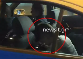 Ειρήνη Μουρτζούκου: Με το κινητό στο χέρι πέρασε τη νύχτα στα κρατητήρια