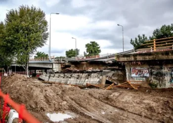 Κακοκαιρία Bora: Δύο άνθρωποι έχασαν τη ζωή τους στη Λήμνο – Πού υπάρχουν προβλήματα