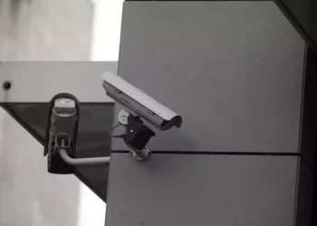 Τοποθετούνται 1.388 κάμερες στους δρόμους της Αθήνας – Μέσω SMS οι παραβάσεις