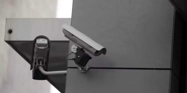 Τοποθετούνται 1.388 κάμερες στους δρόμους της Αθήνας – Μέσω SMS οι παραβάσεις