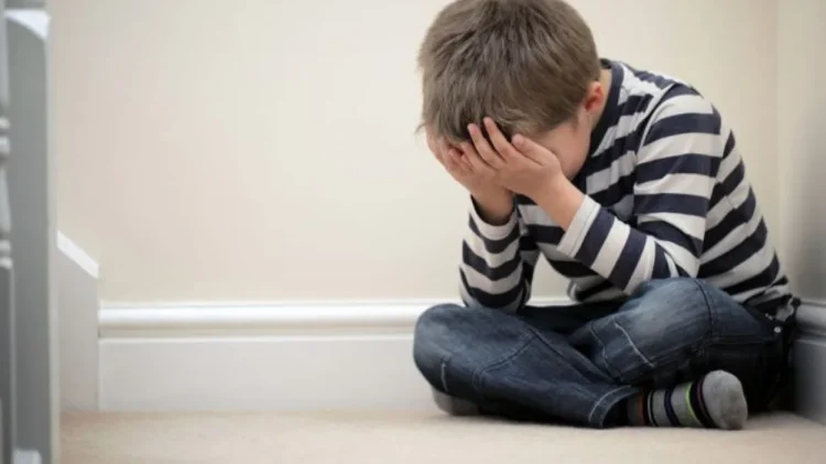 Πατέρας χτύπησε το 10χρονο παιδί του στην Κρήτη – Τον κατήγγειλε η σύζυγός του