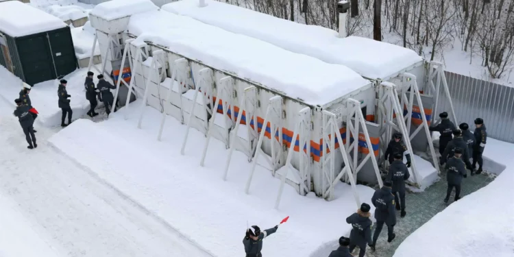 Η Ρωσία ξεκίνησε μαζική παραγωγή κινητών πυρηνικών καταφυγίων