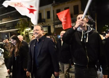 ΣΥΡΙΖΑ: Πιάνει δουλειά ο ενωτικός Φάμελλος – Στόχος η επαναπροσέγγιση στελεχών που σκέφτονται να αποχωρήσουν