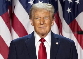 Ντόναλντ Τραμπ: Οι τρανσέξουαλ στο πρώτο διάταγμα που θα υπογράψει – Από πού τους διώχνει