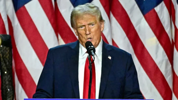 Ντόναλντ Τραμπ: Αυξάνει τους δασμούς σε Κίνα, Μεξικό και Καναδά – Κανείς δεν θα κερδίσει τον εμπορικό πόλεμο, απαντά το Πεκίνο