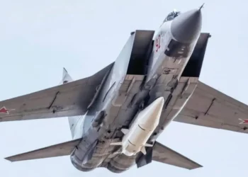 H Ρωσία εξαπέλυσε διηπειρωτικό βαλλιστικό πύραυλο κατά της Ουκρανίας, λέει το Κίεβο