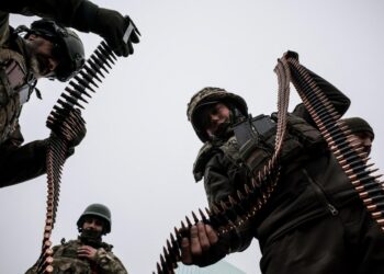 Ξεκάθαρο μήνυμα Trump σε Ουκρανία: Πάρτε προσωρινά όπλα, ξεχάστε το ΝΑΤΟ – Θα δώσετε το 20% του εδάφους στη Ρωσία