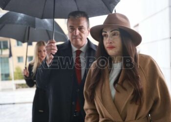 Ιωάννα Παλιοσπύρου: Σήμερα στο Εφετείο για την επίθεση με βιτριόλι από την Έφη Κακαράτζουλα