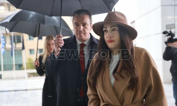 Ιωάννα Παλιοσπύρου: Σήμερα στο Εφετείο για την επίθεση με βιτριόλι από την Έφη Κακαράτζουλα