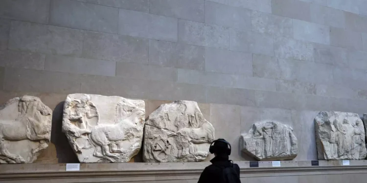 BBC για Γλυπτά του Παρθενώνα: «Κοντά» σε συμφωνία για την επιστροφή τους