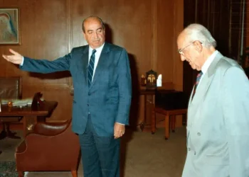 Ζητήσαμε από το ChatGPT να βρει τους πιο σημαντικούς Έλληνες πολιτικούς – Μια ακραία παράλειψη