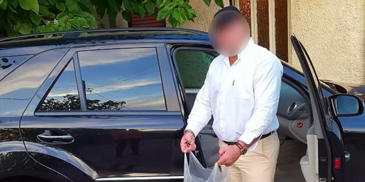 Προφυλακιστέος ο αστυνομικός της Βουλής που βίαζε τα παιδιά του: Ζητά τον ψυχιατρικό έλεγχο της συζύγου του