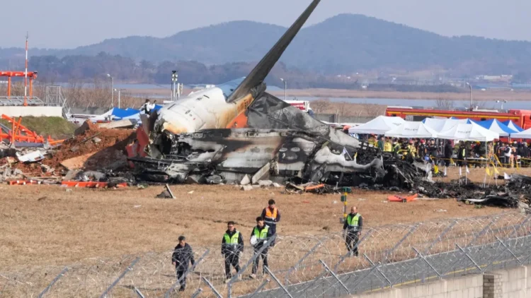 Πολύνεκρο αεροπορικό δυστύχημα στη Νότια Κορέα: Τουλάχιστον 124 νεκροί- Φόβοι πως επιβίωσαν μόνο δύο