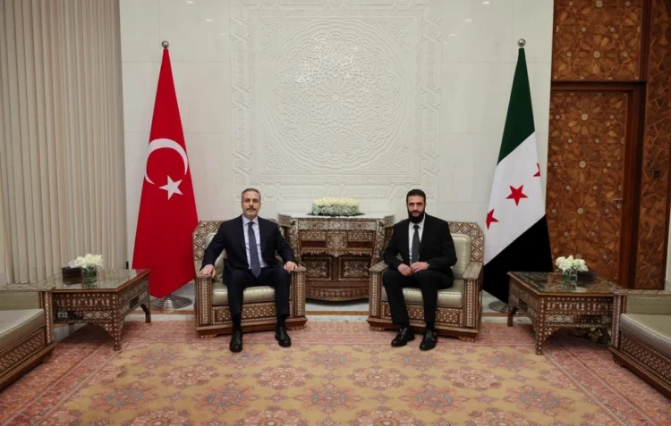 Συμφώνησαν Φιντάν και Αλ Γκολάνι στη Δαμασκό: Δεν υπάρχει χώρος για Κούρδους στη Συρία – Το μήνυμα σε Ισραήλ