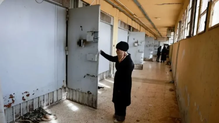 Φρίκη δίχως τέλος στη Συρία: Ανακαλύπτουν συνεχώς νεκρούς σε σακούλες