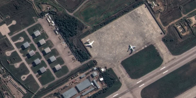 Η Ρωσία εκκενώνει την αεροπορική της βάση στη Συρία – Πρόβλημα τα μαχητικά αεροσκάφη