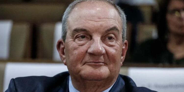 Μήνυμα – βόμβα Καραμανλή σε Μητσοτάκη: Αδιανόητη η εκχώρηση κυριαρχικών δικαιωμάτων στην Τουρκία – Όχι υποτέλεια