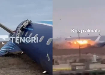 Συνετρίβη αεροπλάνο στο Καζακστάν με δεκάδες επιβαίνοντες – Το σοκαριστικό βίντεο από την πτώση του