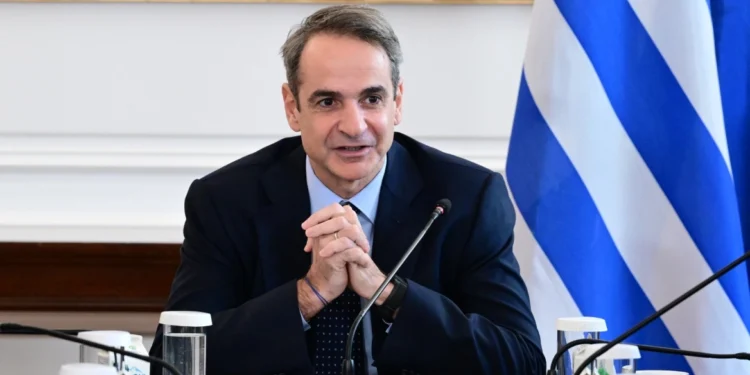 Μητσοτάκης: Μετά τα κάλαντα, ανάπαυλα και αποφάσεις για την Προεδρία – Τα πρόσωπα στην εξίσωση και η δεύτερη θητεία Σακελλαροπούλου
