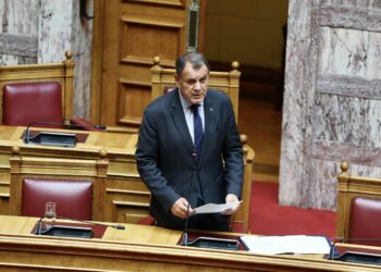 Ν. Παναγιωτόπουλος: Η Ελλάδα παγώνει την επεξεργασία αιτήσεων ασύλου από Σύρους