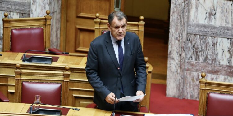 Ν. Παναγιωτόπουλος: Η Ελλάδα παγώνει την επεξεργασία αιτήσεων ασύλου από Σύρους