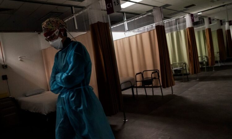 Νοροϊός: Σε 48ωρη καραντίνα λόγω ιού – Νέα απαίτηση «μην βγαίνετε από τα σπίτια»