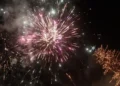Ρεβεγιόν Πρωτοχρονιάς: 10 πρακτικές και εύκολες συμβουλές για το γιορτινό τραπέζι χωρίς ενοχές