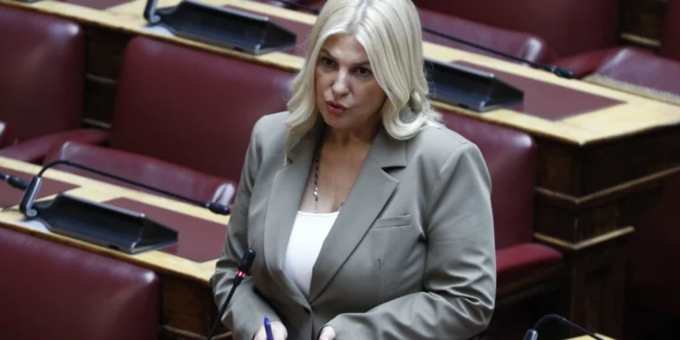 Ράνια Θρασκιά: Ανεξαρτητοποιήθηκε από την ΚΟ του ΣΥΡΙΖΑ