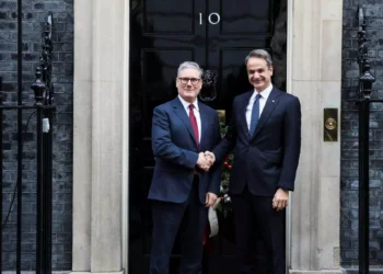 Κυριάκος Μητσοτάκης: Στη Ντάουνινγκ Στριτ για τη συνάντηση με τον Κιρ Στάρμερ