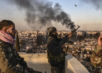 WSJ: Η Τουρκία συγκεντρώνει στρατεύματα στα σύνορα με τη Συρία – Φόβοι των ΗΠΑ για εισβολή