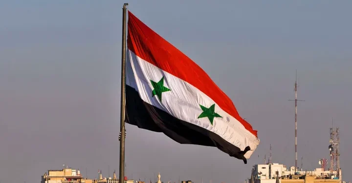 Αδιανόητο! Κατάληψη της πρεσβείας της Συρίας στο Ψυχικό – Τζιχαντιστές ύψωσαν τη σημαία της επανάστασης