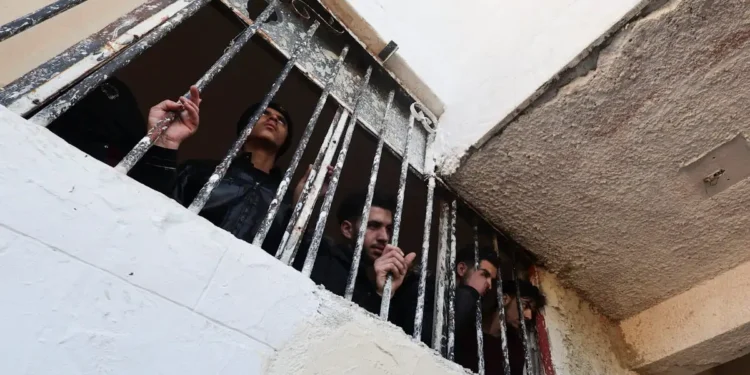 Συρία: Αντάρτες βρήκαν πτώματα με σημάδια από φρικτά βασανιστήρια – Θα δημοσιοποιήσουν λίστα βασανιστών