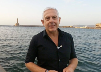 Τάσος Δούσης: Αν ήμουν ομοφυλόφιλος θα το έλεγα μόνος μου