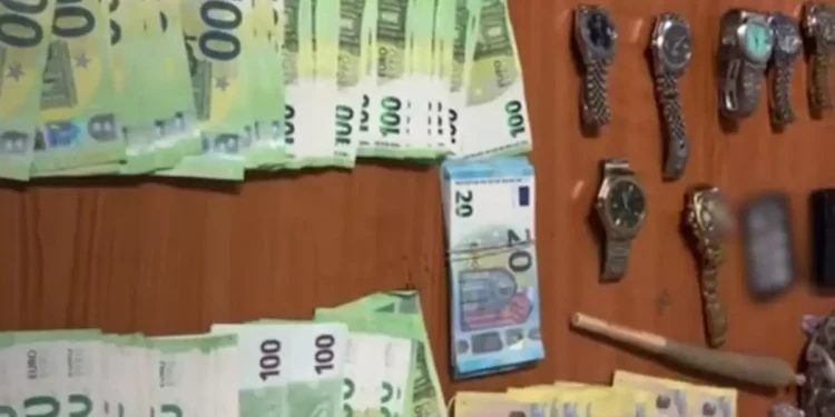 Όλη η δράση της τουρκικής «συμμορίας των 11»: Η συλλογή με τα χρυσά Rolex, το Patek Philippe και τα ακίνητα