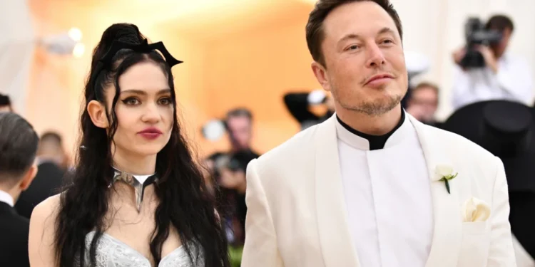 «Ο Έλον Μασκ ντυνόταν Κοκκινοσκουφίτσα στο σεξ, κάνει χρήση κεταμίνης» – Αποκαλύψεις από την Τζεφ Μοντάνα