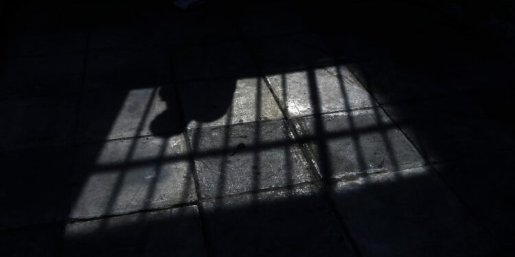 Φυλακές Κορυδαλλού: 37χρονος έστειλε στο νοσοκομείο συγκρατούμενό του – Τον χτύπησε στο κεφάλι και τον δάγκωσε στο μάγουλο