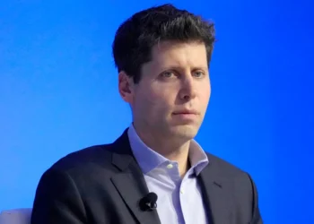 Σαμ Άλτμαν: Η αδελφή του «Mr ChatGPT» τον μηνύει για σεξουαλική κακοποίηση που ξεκίνησε όταν ήταν παιδιά